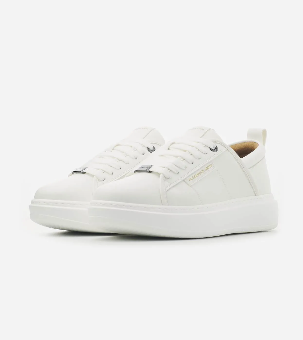 Eco Wembley Man Total White