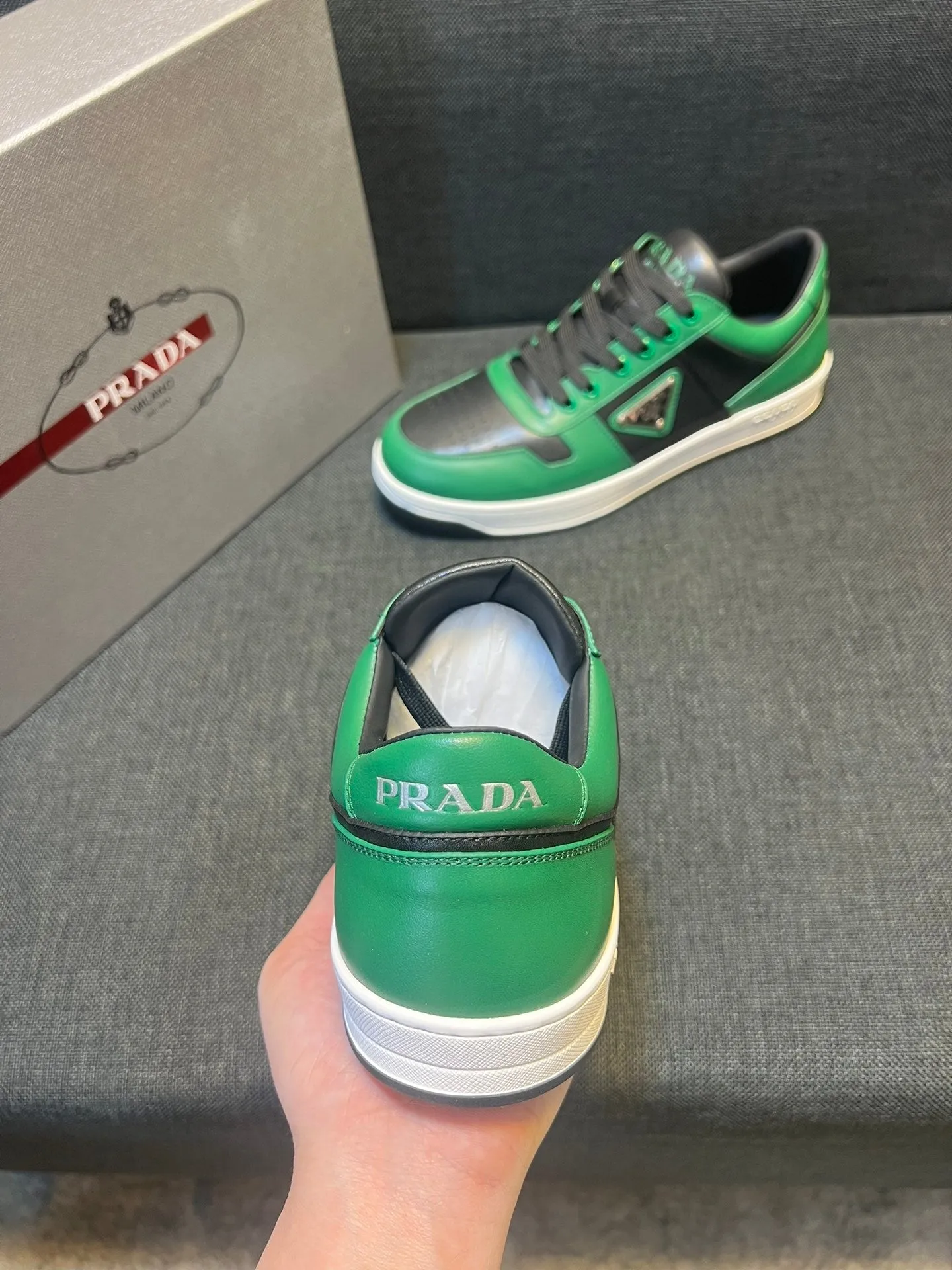 P04 Sneaker