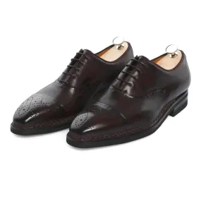 «Vittorio» Five-Eyelet Oxford Shoes with Reverse Stitched Details and Perforated Medallion in Wine Red